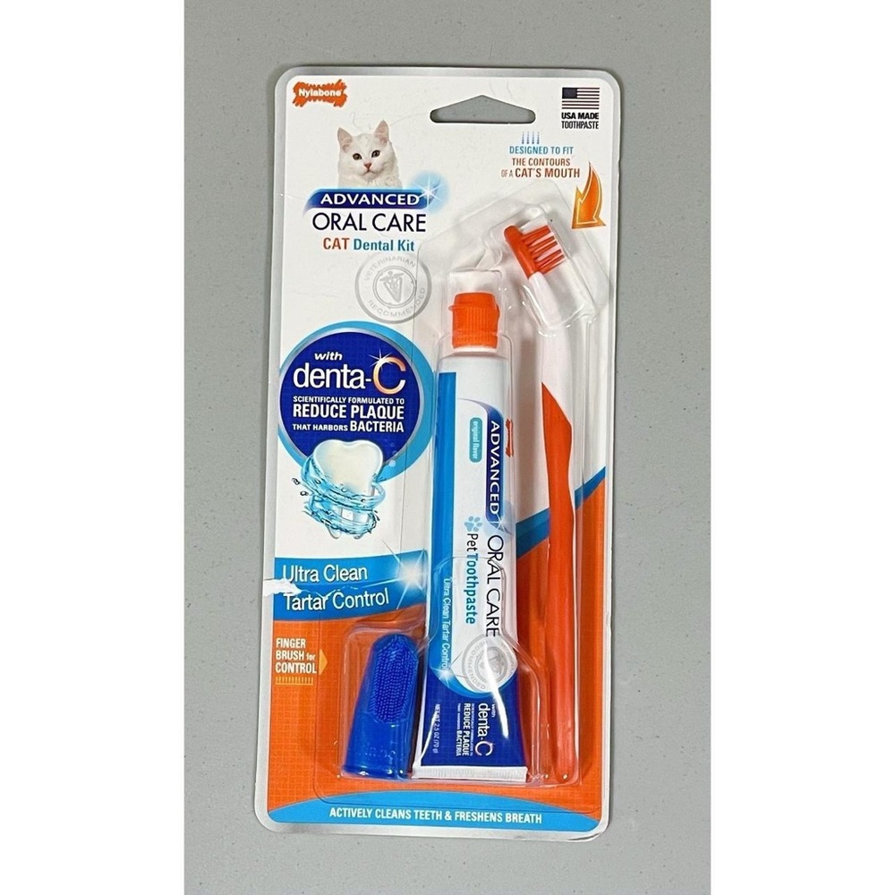 Nylabone Advanced Oral Care Cat Dental Kit Toothbrush Toothpaste 3-Piece Set NWT